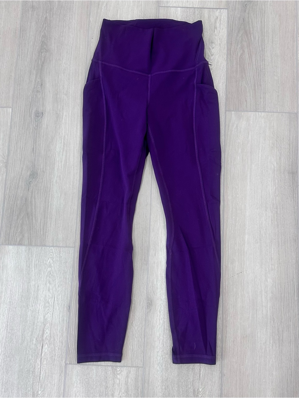 Lululemon align high rise leggings w pockets size 4 plum purple